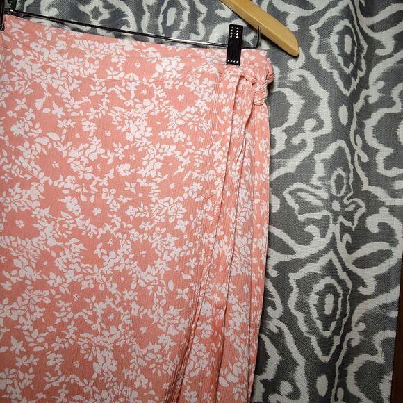 Sky And Sparrow Salmon Pink Floral Wrap Skirt Size Medium - Picture 3 of 15